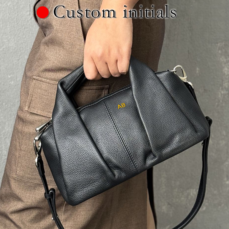 Luxury Bags Japan - Özel Baş Harfli Deri Yastık Çantalar