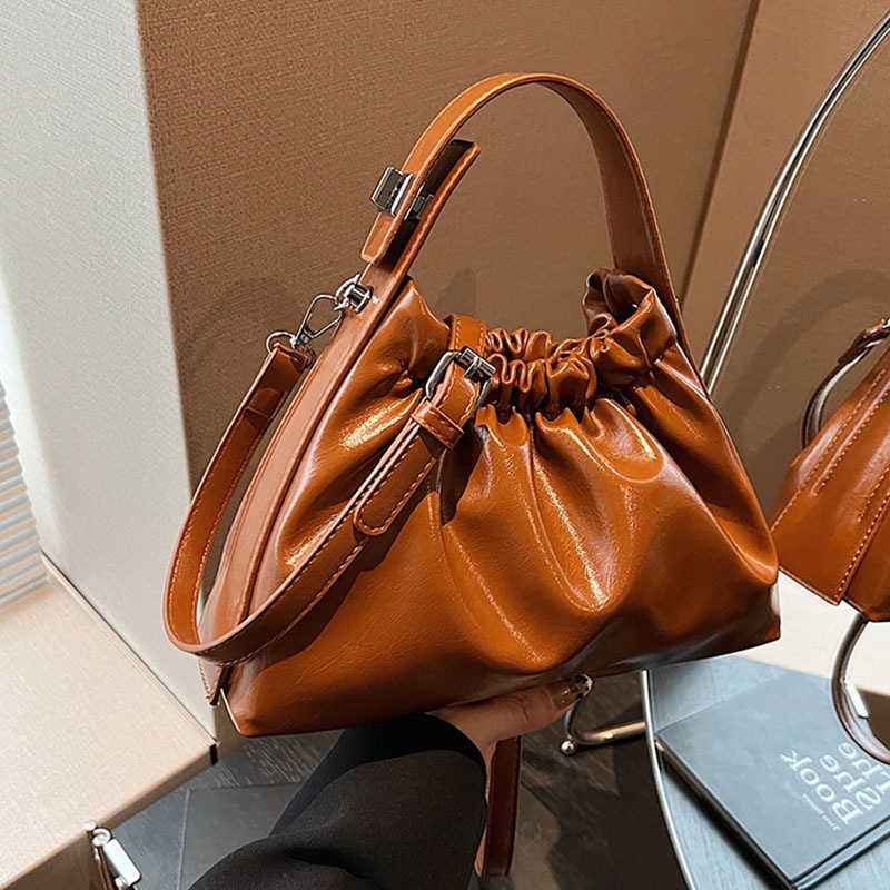 Kadınlar için Bordo Büzgülü Bu - Top Handle Patent Bag incelemesi ve fiyatı