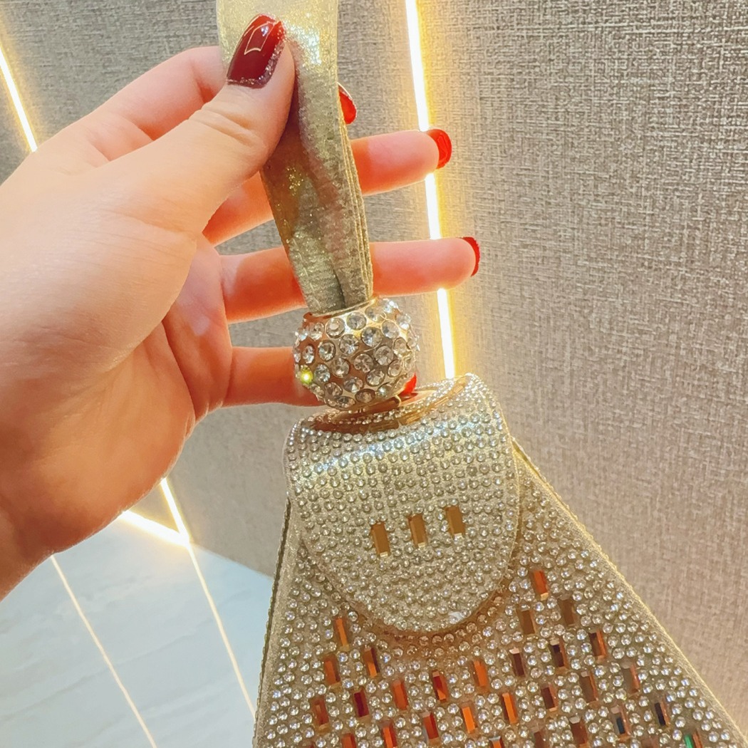 Rhinestones Lüks Akşam Çanta K - Luxury Bags Pyramid incelemesi ve fiyatı