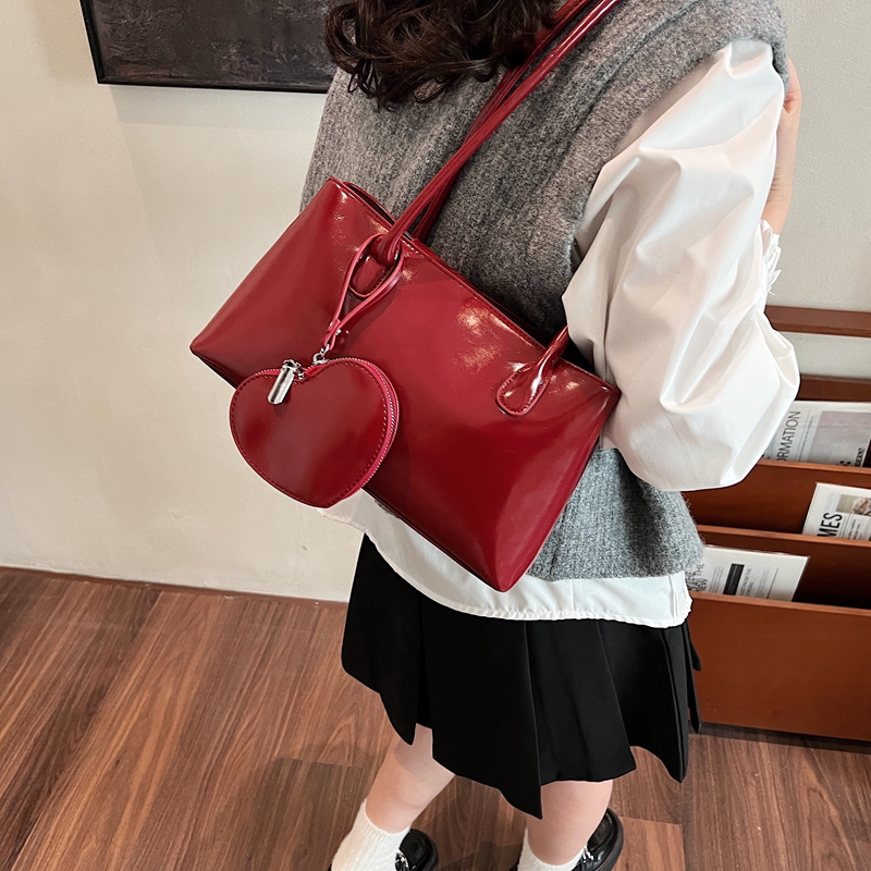 Kadın Patentli Suni Deri Tote  - Luxury Bags Quiet incelemesi ve fiyatı