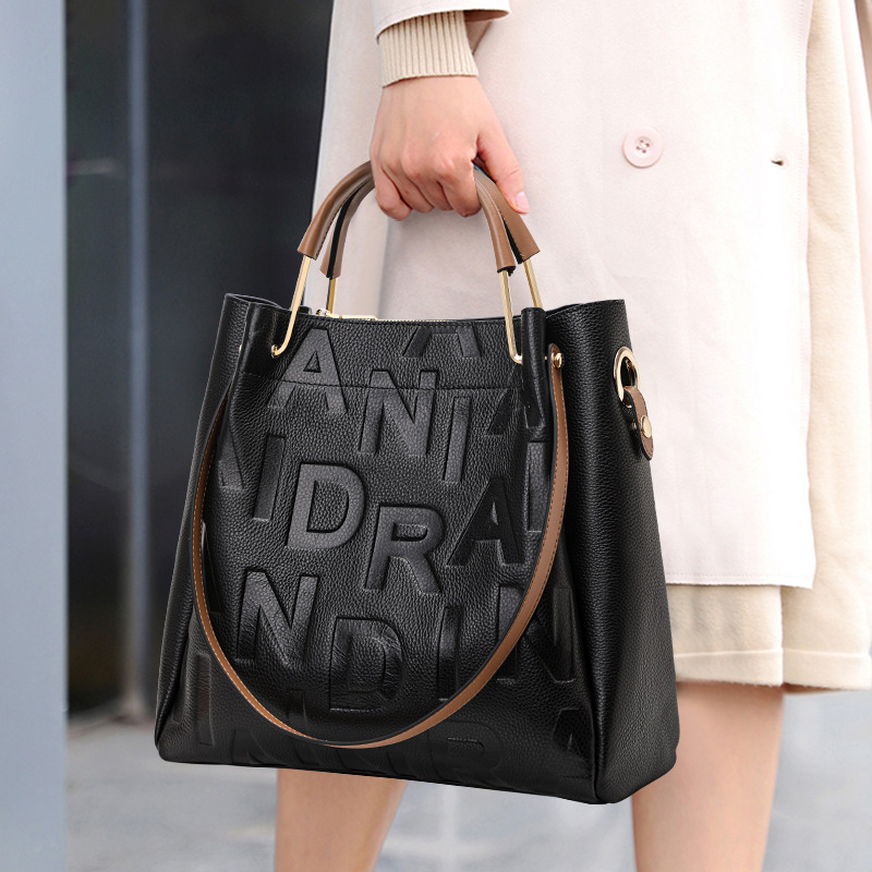 Kadın Omuz Çantası Sessiz Lüks - Luxury Bags Quiet incelemesi ve fiyatı