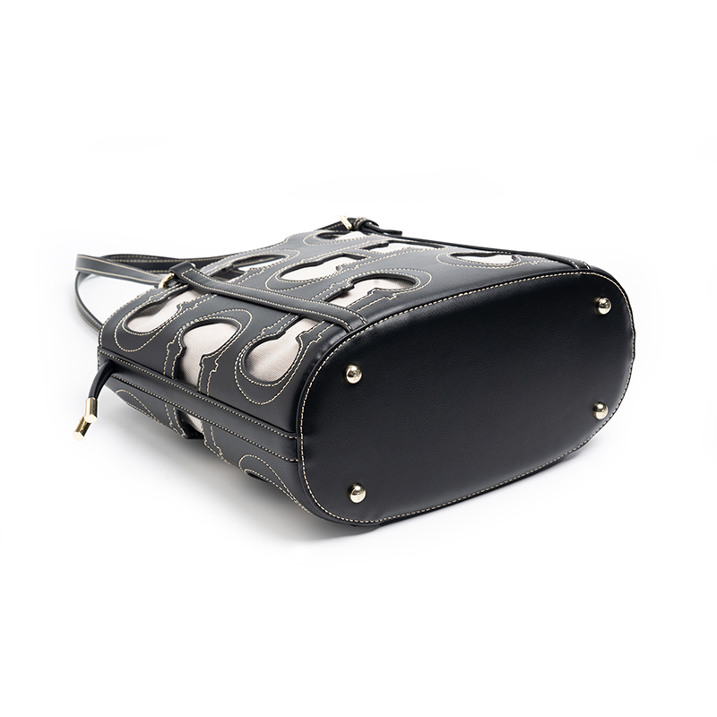 CH Tote Çanta Kesik Logolu Büy - Luxury Bags Without Logo incelemesi ve fiyatı