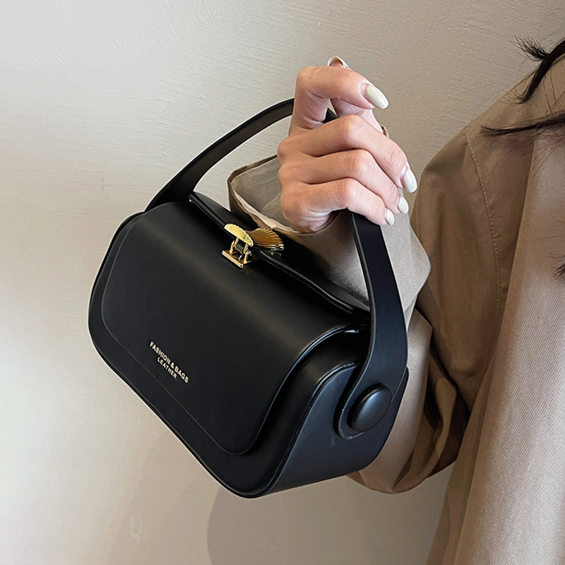 Klasik Siyah Omuz Çantası kadı - Luxury Bags Without Logo incelemesi ve fiyatı