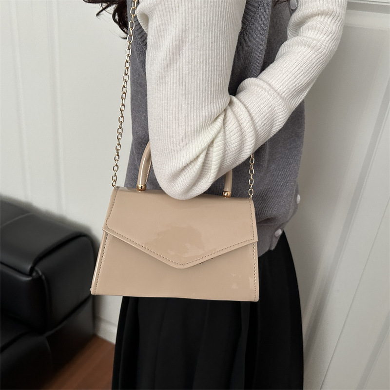 Kadınlar için Patent Deri Mini - Top Handle Patent Bag incelemesi ve fiyatı